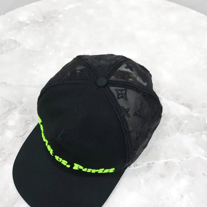 [BUNJANG] Louis Vuitton Monogram Tourist Mesh Cap / 루이비통 LV 모노그램 투어리스트 메쉬 캡 60