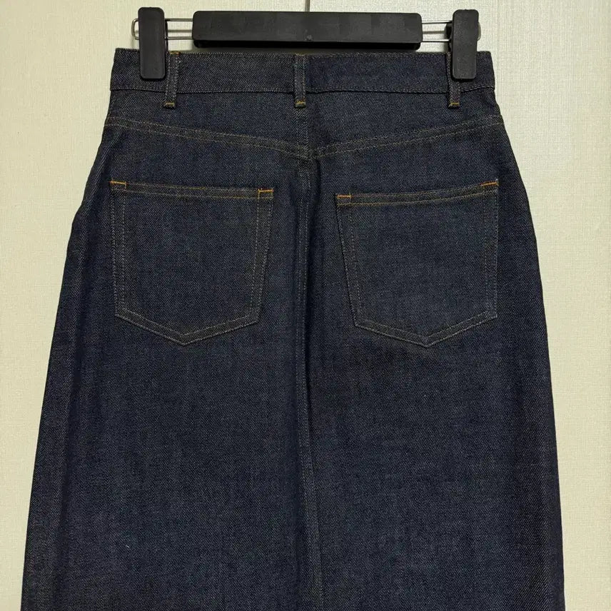 [SOLD OUT] 아페세 데님 버튼 스커트