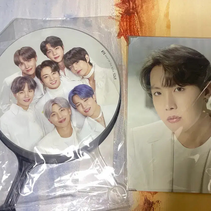 [BUNJANG] BTS Concert Image Picket + Premium Photo Bundle Set / 방탄소년단 콘서트 이미지피켓+프리미엄포토 일괄