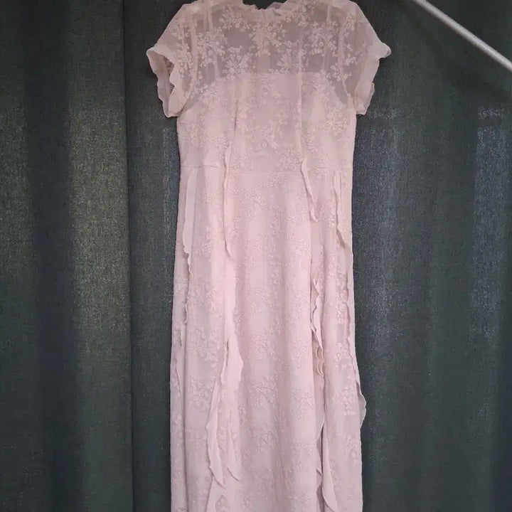 [BUNJANG] Embroidered Pink Dress / 새상품급)자수 원피스