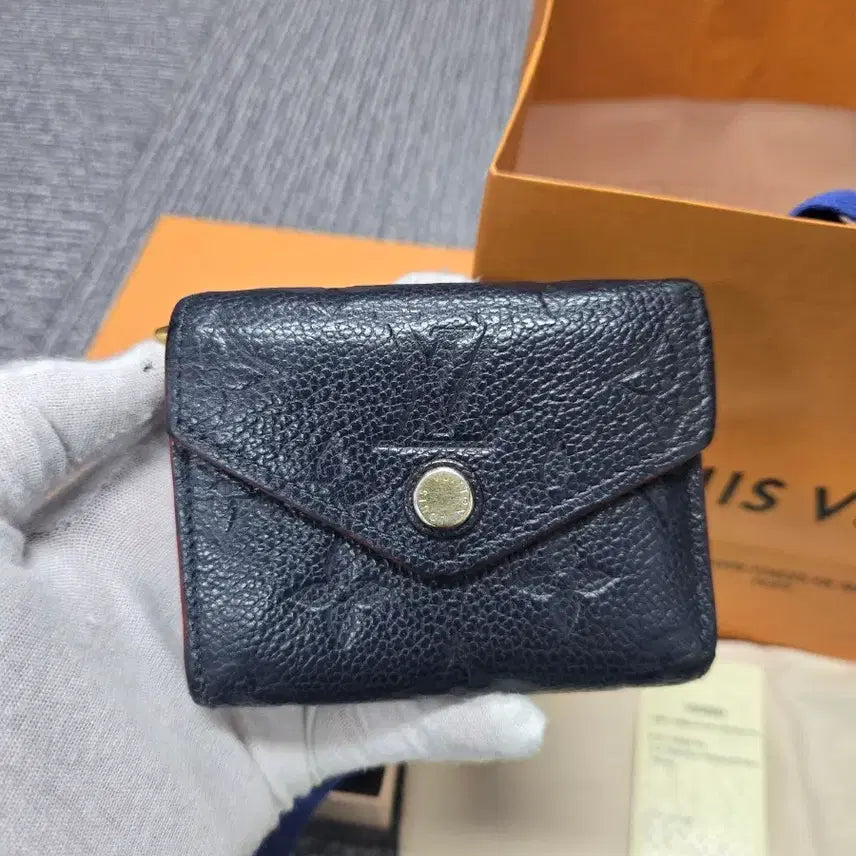 [BUNJANG] Louis Vuitton Monogram Empreinte Trifold Wallet / [특가][정품] 루이비통 앙프레뜨 삼단지갑