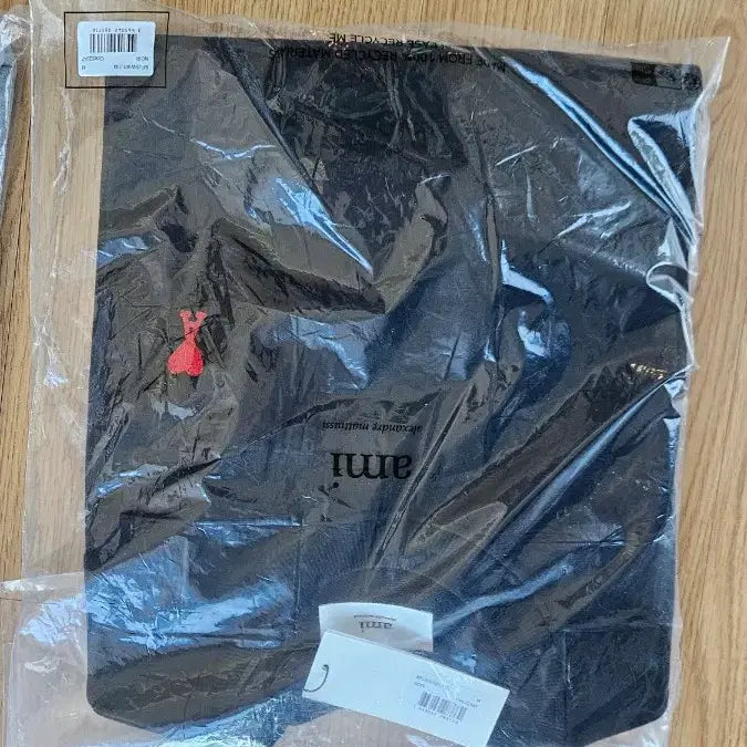 [BUNJANG] Ami Sweatshirt - Long Sleeve Men&