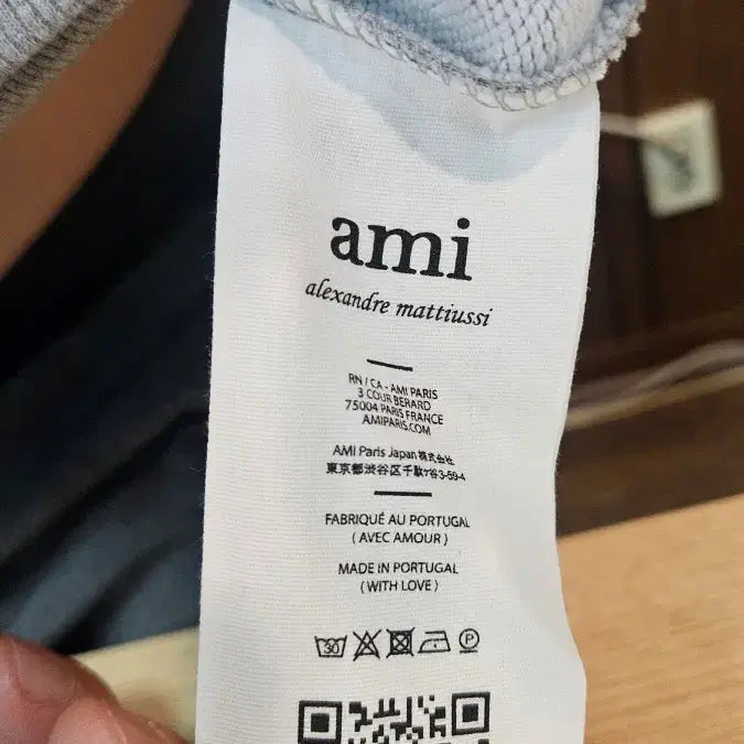 [BUNJANG] Ami Sweatshirt - Long Sleeve Men&