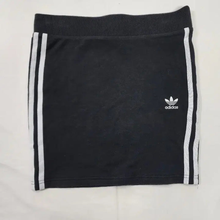 [BUNJANG] Adidas Trefoil Banding Mini Sweat Skirt / (28)아디다스 트레포일 밴딩 스웻 미니 스커트