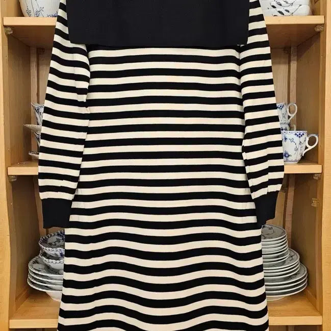 [BUNJANG] Black Cape Knit Dress / 블랙 케이프 니트 원피스(새옷)