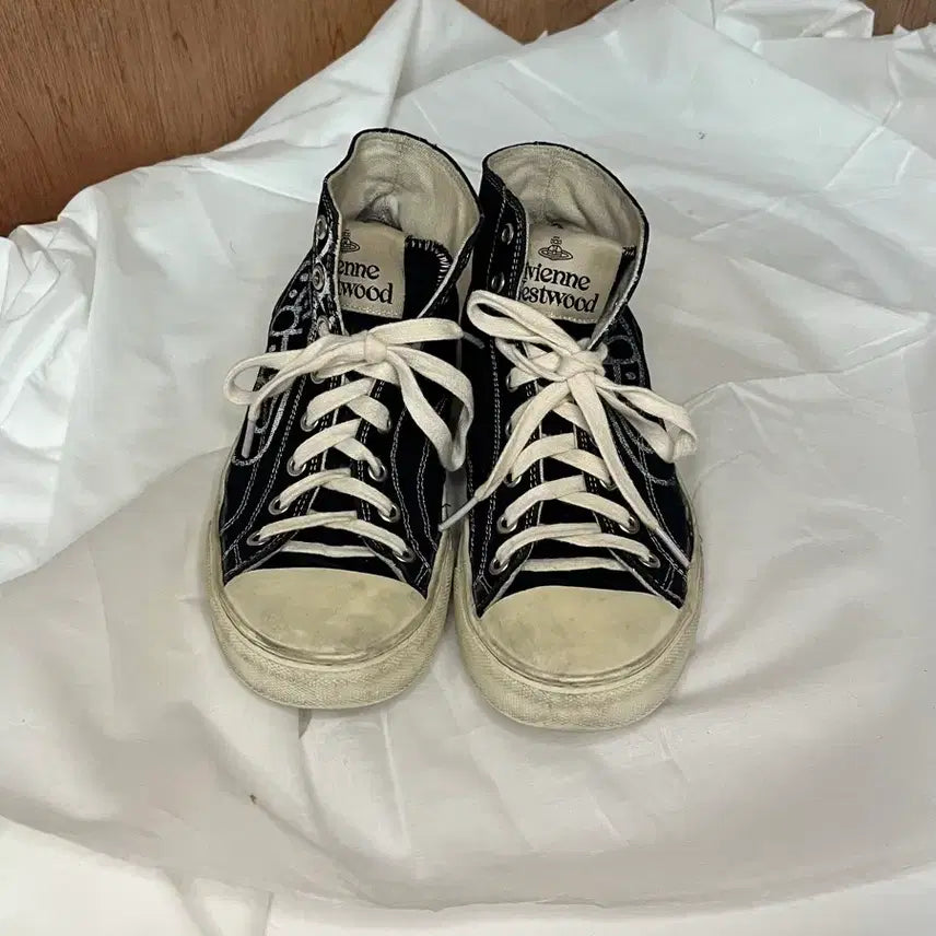 [BUNJANG] Vivienne Westwood Sneakers / 비비안 웨스트우드 오브 프린트 하이탑 스니커즈