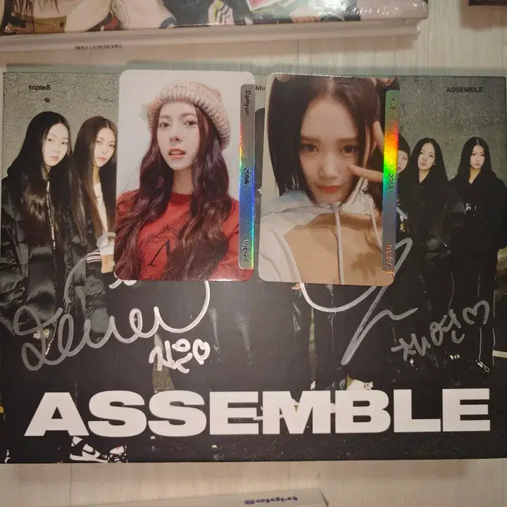 [BUNJANG] tripleS Jiwoo Chaeyeon Signed Album / 트리플에스 어셈블 지우 채연 사인앨범 헬로82