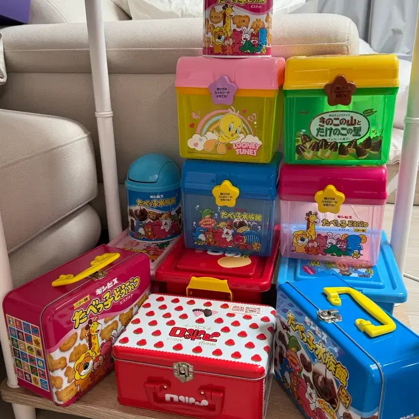 [BUNJANG] Vintage Japanese Snack Tin Case Bundle Set / 일괄)일본과자 고전보관함 틴케이스 메이지아폴로 타베코도부츠 타케노코노사토