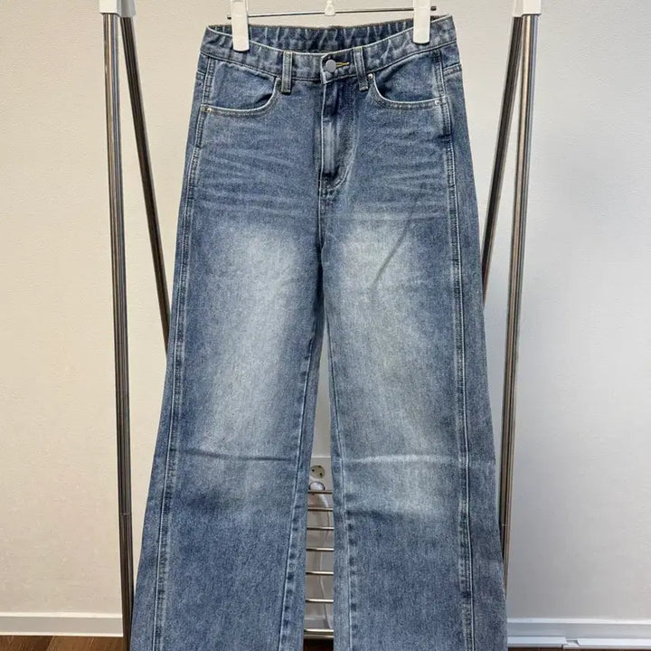 [BUNJANG] Frilly Wide Denim S Size Jeans / 프릴리 와이드 데님 S사이즈