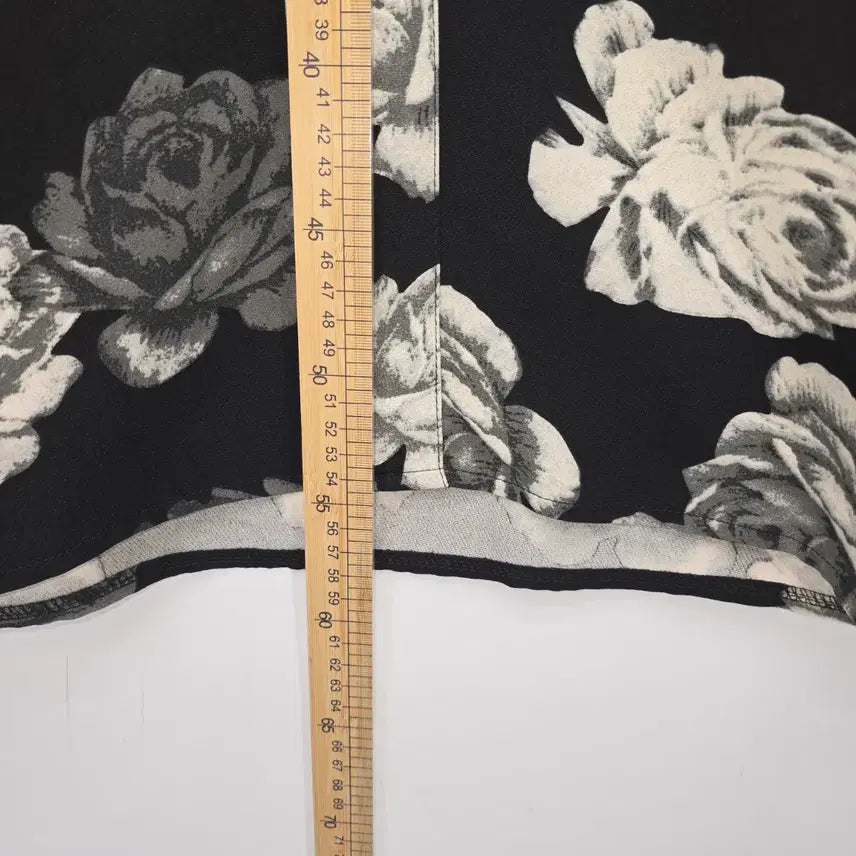 [BUNJANG] Secret Label Rose Pattern Blouse / 시크릿라벨 장미 패턴 블라우스 [B30124]