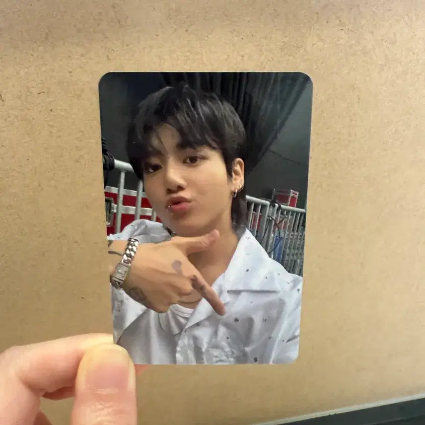 [SOLD OUT] 정국 골든 쇼케이스 역조공 풀셋+세븐 첫공방 포카 판매합니다