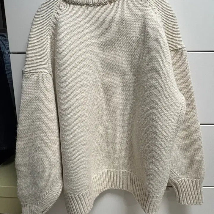 [BUNJANG] Hague Knit Ivory Sweater / haag 헤이그 니트 아이보리