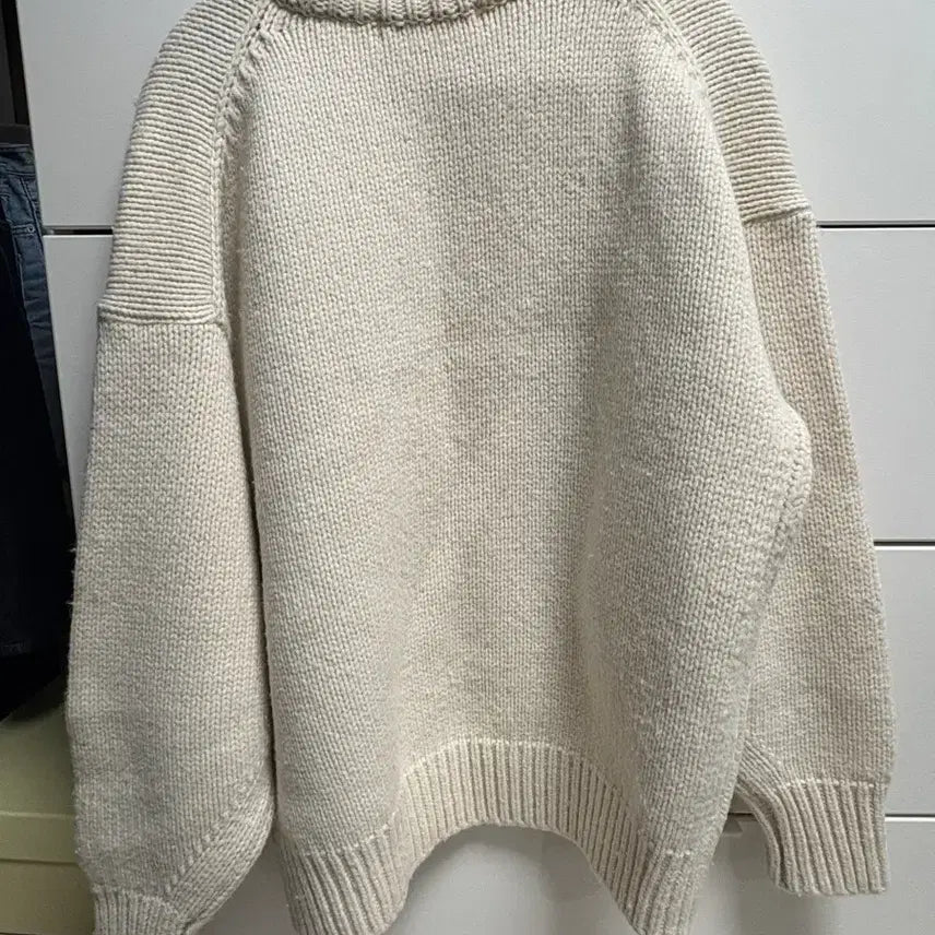 [BUNJANG] Hague Knit Ivory Sweater / haag 헤이그 니트 아이보리