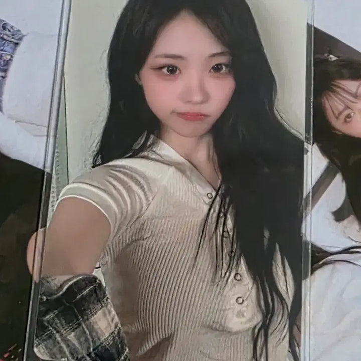 [BUNJANG] QWER Hina Osaka VVIP Photocard / QWER 오사카 VVIP 포카 히나 냥뇽녕냥 냠념치킨