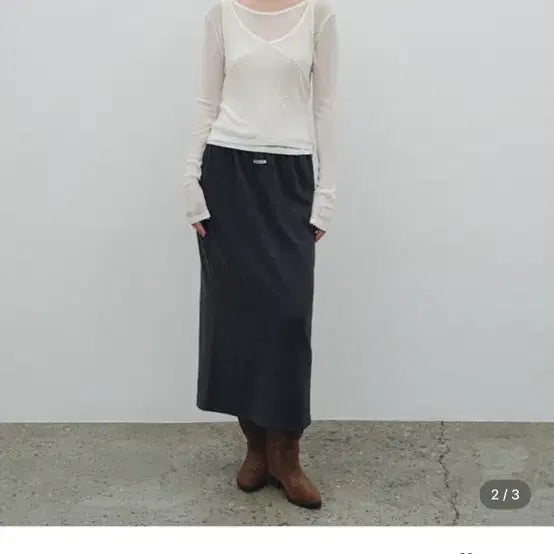 [BUNJANG] Nieve Smoke Banding Long Skirt Charcoal / 니브 스모크 밴딩 롱스커트 차콜색 새상품