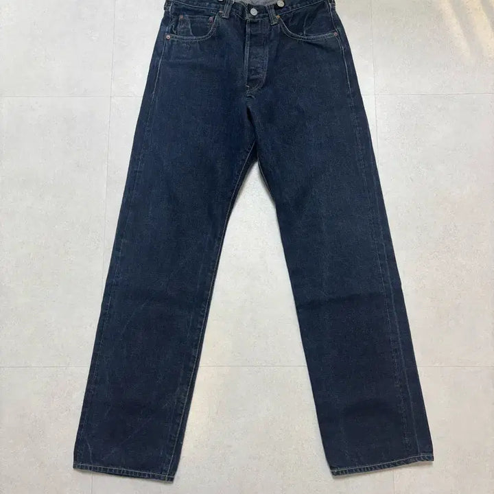 [BUNJANG] OutStanding ShinChBack Selvedge Denim Lot. 1201 / [아웃스탠딩] 신치백 셀비지 데님 Lot. 1201