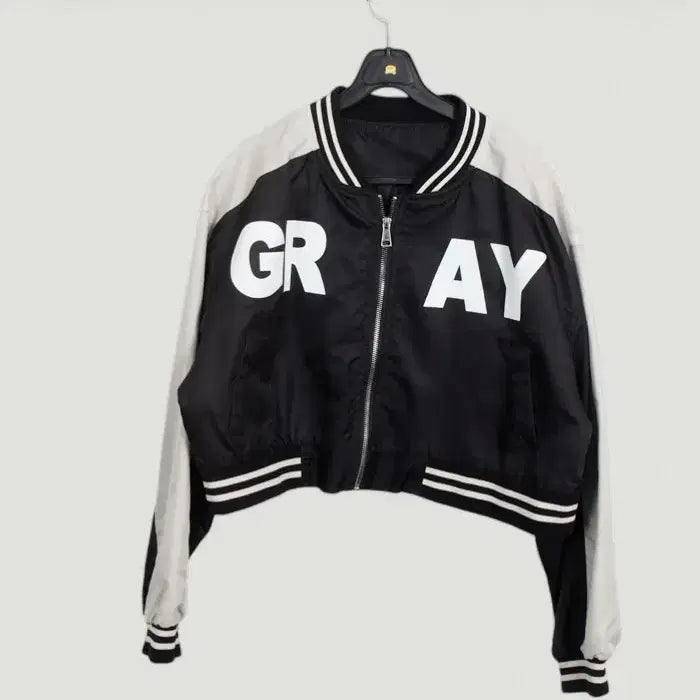 [BUNJANG] GRAY Logo Crop Varsity Jacket / [득템가] 여성F/ GRAY 로고 크롭 바시티점퍼 3-128