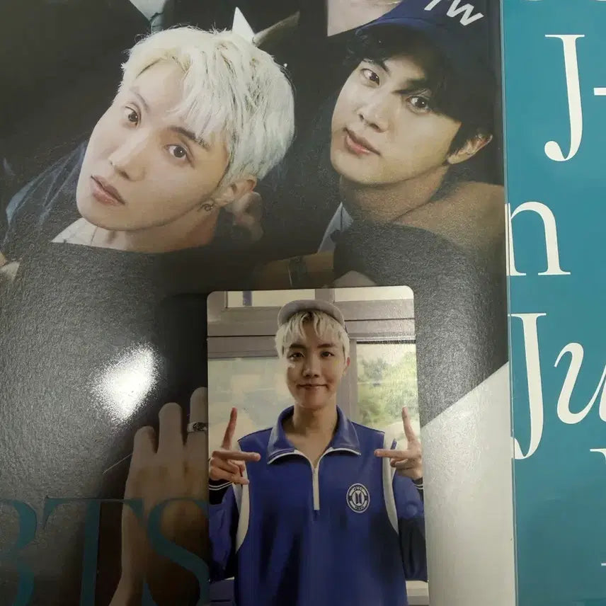 [BUNJANG] BTS J-Hope Special 8 Photo-Folio Bundle Set (with Photocard) / (풀셋)방탄소년단 Special 8 Photo-Folio (포카포함)
