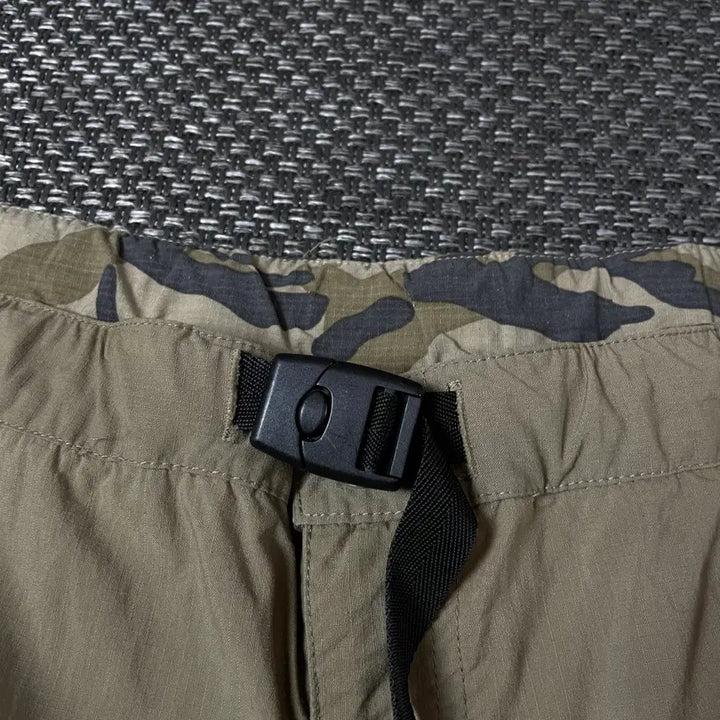 [BUNJANG] Columbia Beige Belted Cargo Cotton Pants XL / (35) 컬럼비아 베이지 벨트 카고 코튼 팬츠 XL