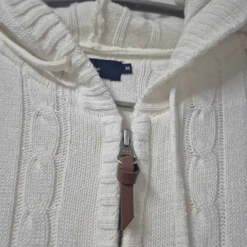 [BUNJANG] Yale Cable Knit Hoodie Zip-up / 예일 케이블 후드 집업 니트