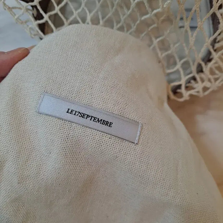 [BUNJANG] LE 17 SEPTEMBRE Ivory Net Bucket Bag / 르 17 세프템브르 (LE 17 SEPTEMBRE)