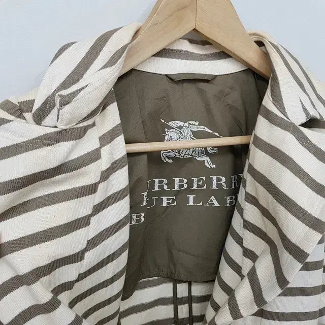 [BUNJANG] Burberry Blue Label Double Half Coat / BURBERRY 버버리 블루라벨 더블 하프 코트