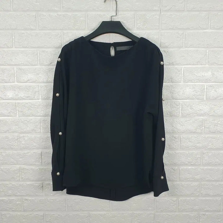 [BUNJANG] Decorative Pearl Embellished Blouse / [55]데코 진주장식 블라우스