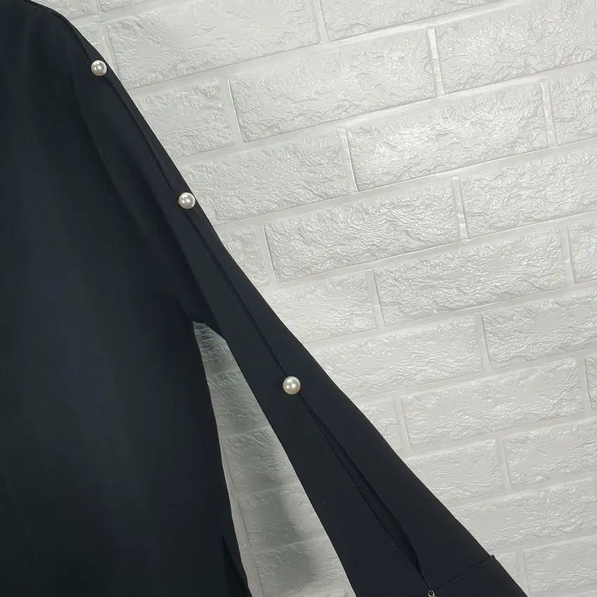 [BUNJANG] Decorative Pearl Embellished Blouse / [55]데코 진주장식 블라우스