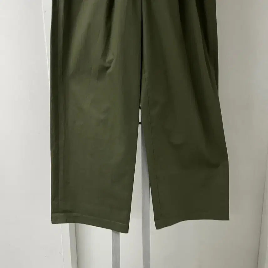 [SOLD OUT] APC 아페쎄 카키 팬츠 38(W)