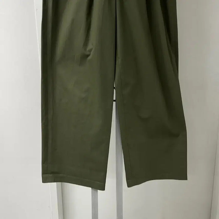 [SOLD OUT] APC 아페쎄 카키 팬츠 38(W)