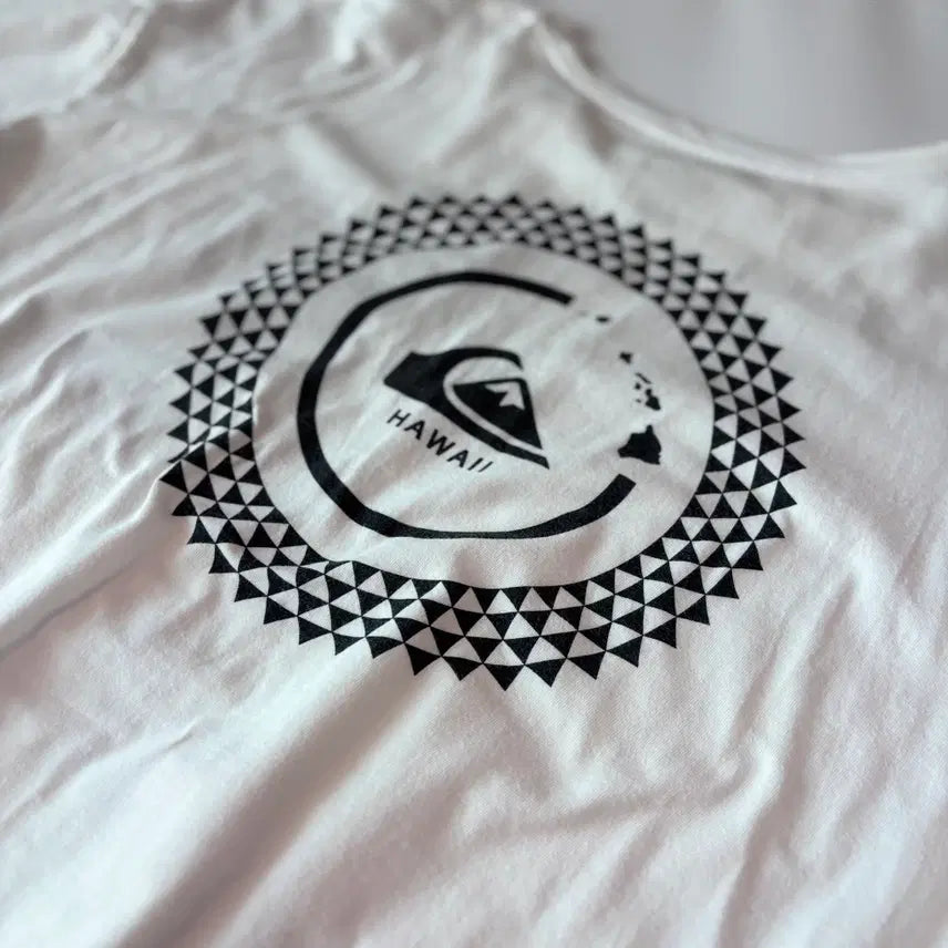 [BUNJANG] Quiksilver Hawaii Edition Surf Graphic T-shirt / 퀵실버 하와이 에디션 서프 그래픽 티셔츠