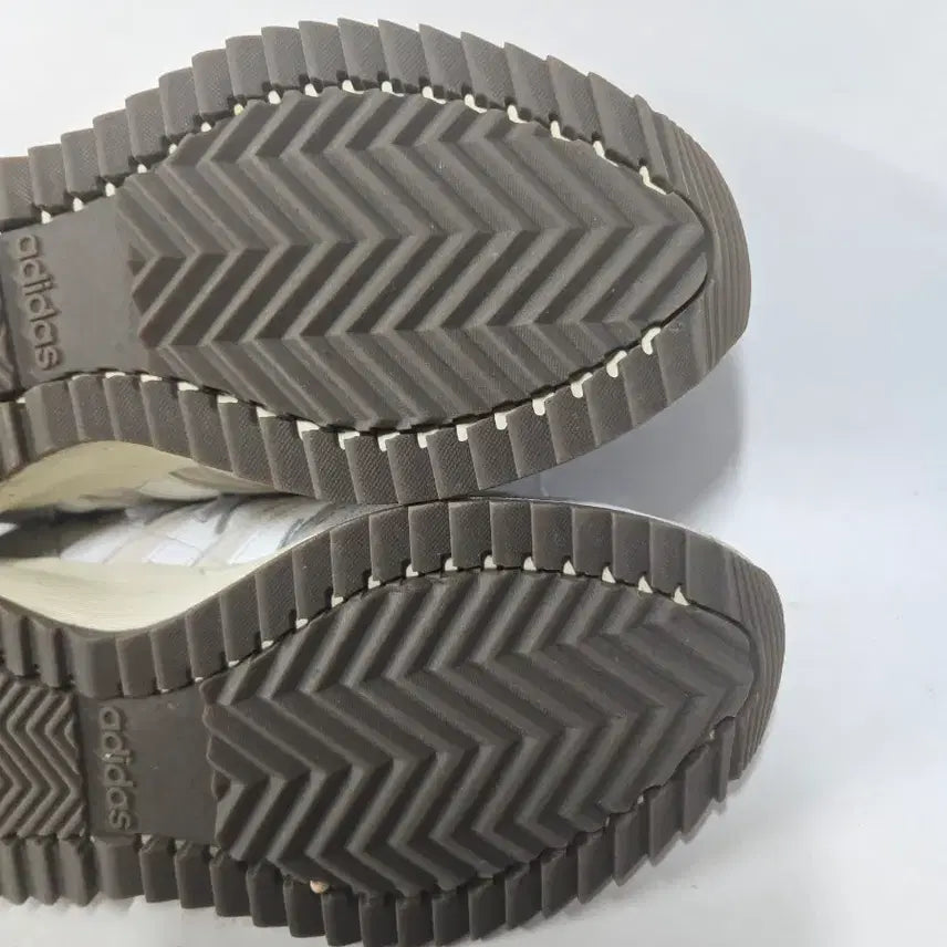 [BUNJANG] Adidas Retropy Gray Sneakers 255 / 아디다스 Retropy  그레이 스니커즈 255