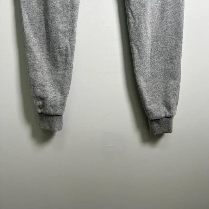 [BUNJANG] Maison Kitsune Tricolor Fox Patch Jogger Pants S / 메종키츠네 트리컬러 폭스 패치 조거 팬츠 S