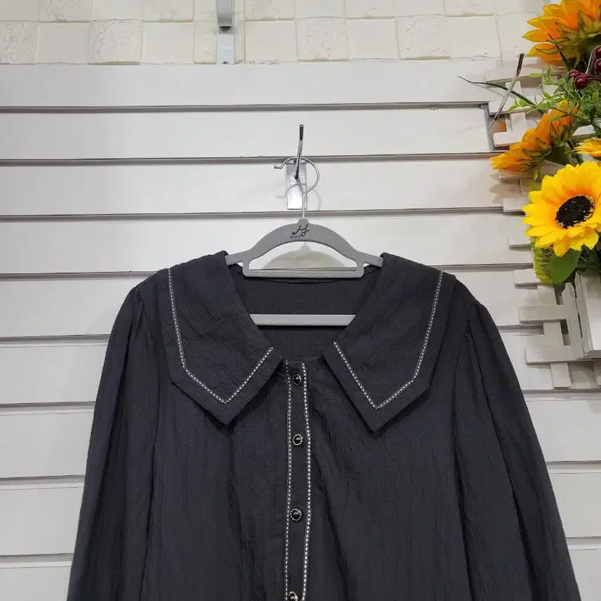 [BUNJANG] KARRRA Black Sailor Collar Blouse / 