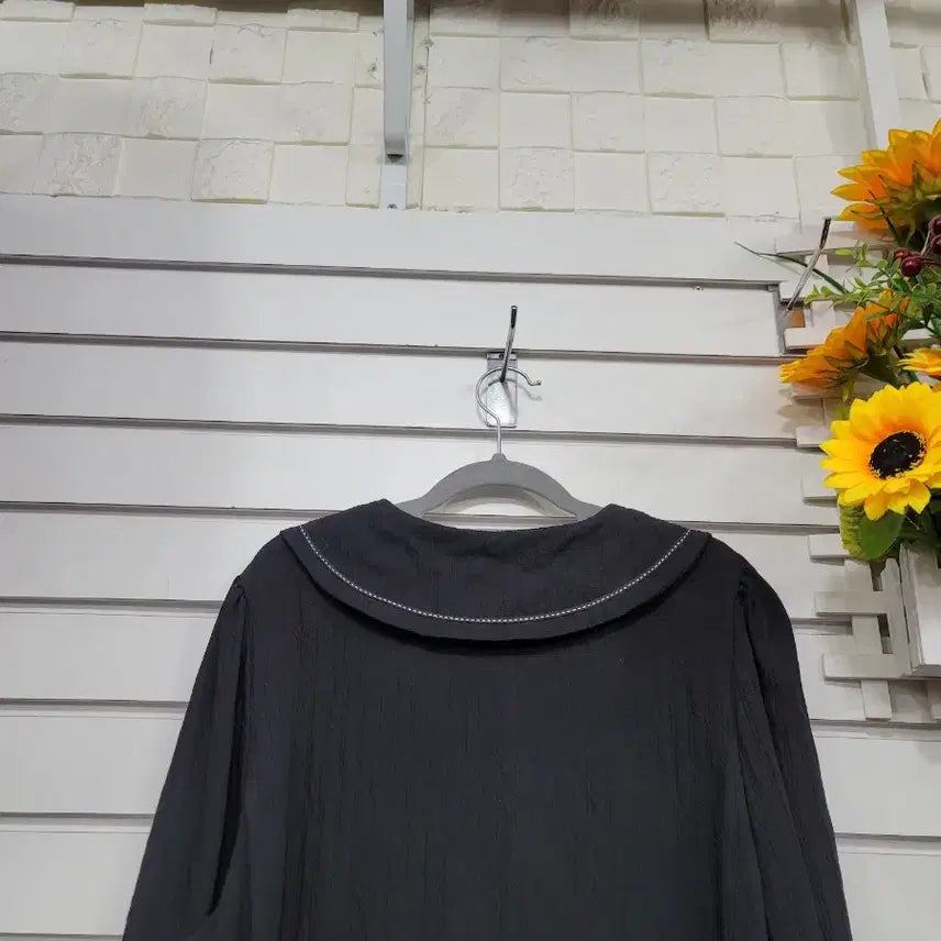 [BUNJANG] KARRRA Black Sailor Collar Blouse / 