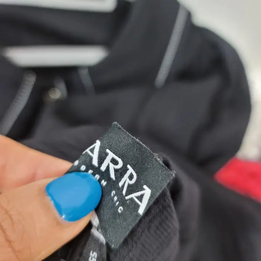 [BUNJANG] KARRRA Black Sailor Collar Blouse / 