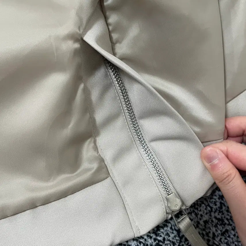 [BUNJANG] TNTG Shell Parka Bomber Jacket Ivory Beige / 빈티지9. TNTG 쉘 파카 봄버 점퍼 아이보리 베이지