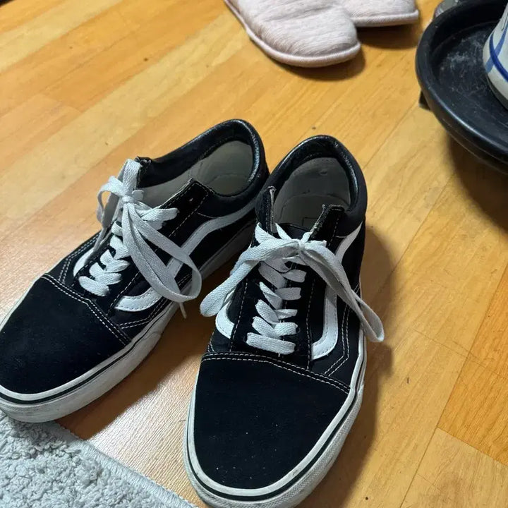 [BUNJANG] Vans Old Skool Black/White Sneakers / 반스 올드스쿨 블랙/화이트 260