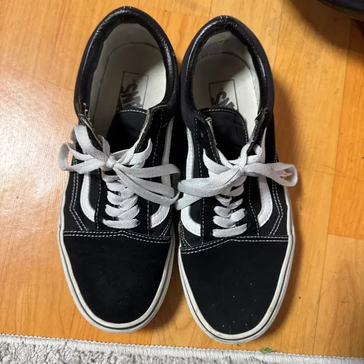 [BUNJANG] Vans Old Skool Black/White Sneakers / 반스 올드스쿨 블랙/화이트 260