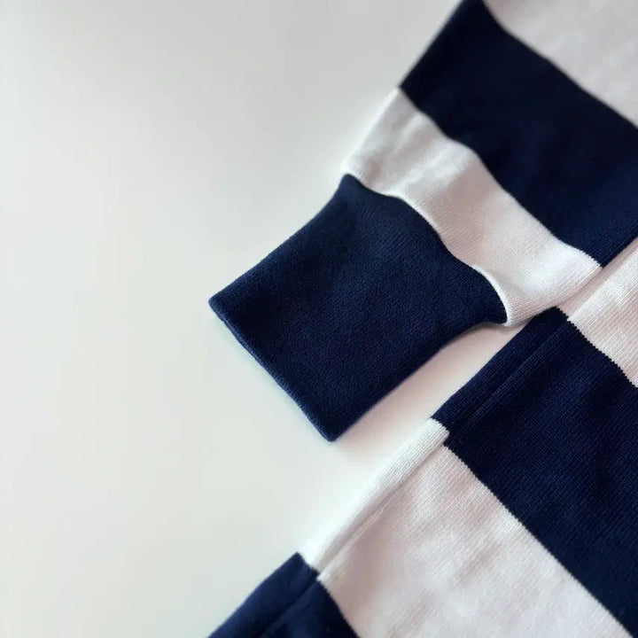 [BUNJANG] Champion White Line Detail Hoodie / 챔피온 화이트 라인 디테일 후드 티셔츠