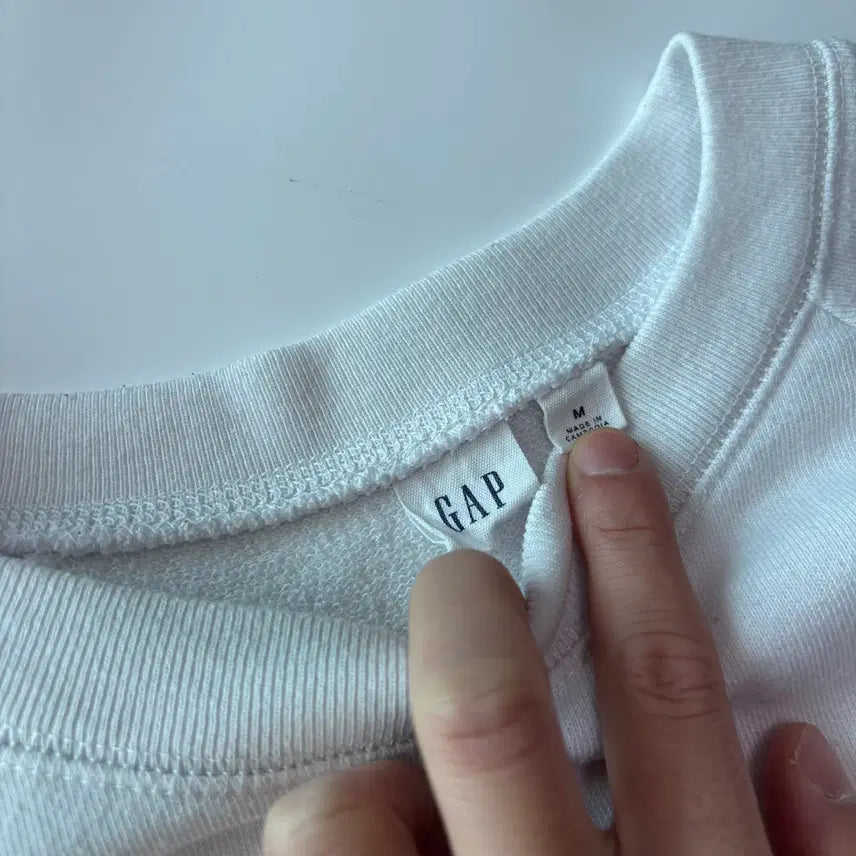 [BUNJANG] GAP Arch Logo Color Block Sweatshirt / GAP 아치 로고 배색 스웨트셔츠