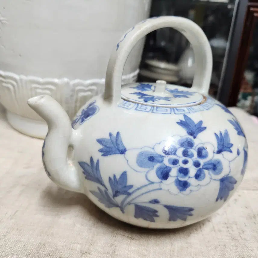 [BUNJANG] Celadon Porcelain Peony Teapot / 청화백자 목단주전자