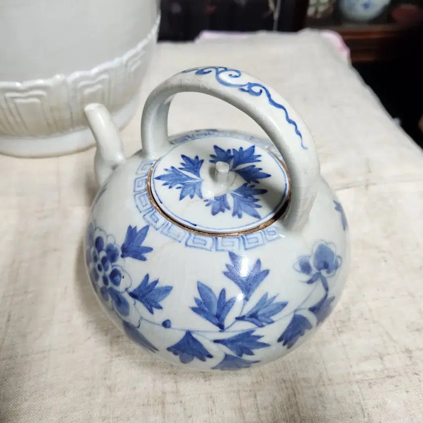 [BUNJANG] Celadon Porcelain Peony Teapot / 청화백자 목단주전자