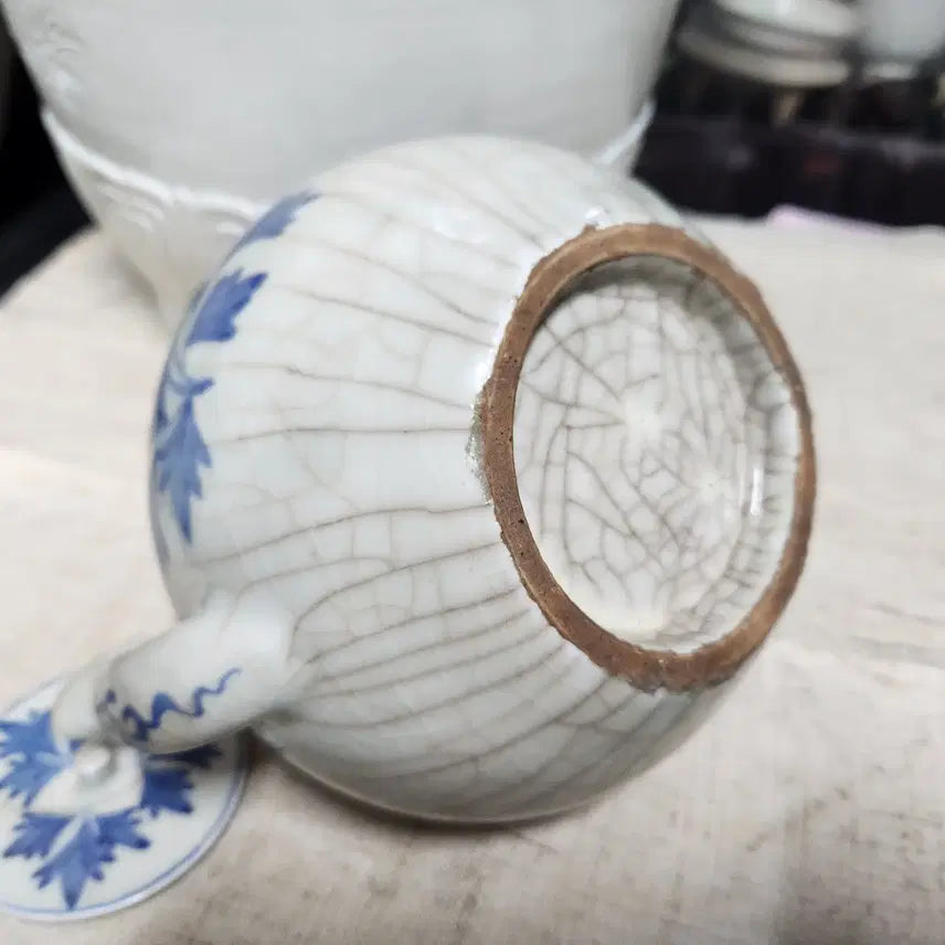 [BUNJANG] Celadon Porcelain Peony Teapot / 청화백자 목단주전자