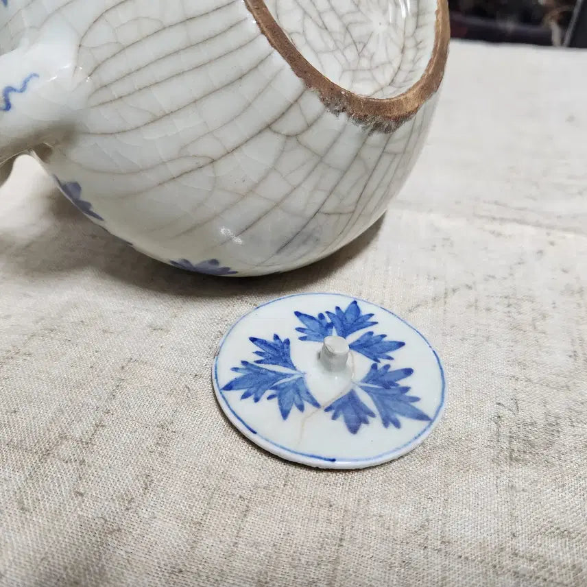 [BUNJANG] Celadon Porcelain Peony Teapot / 청화백자 목단주전자