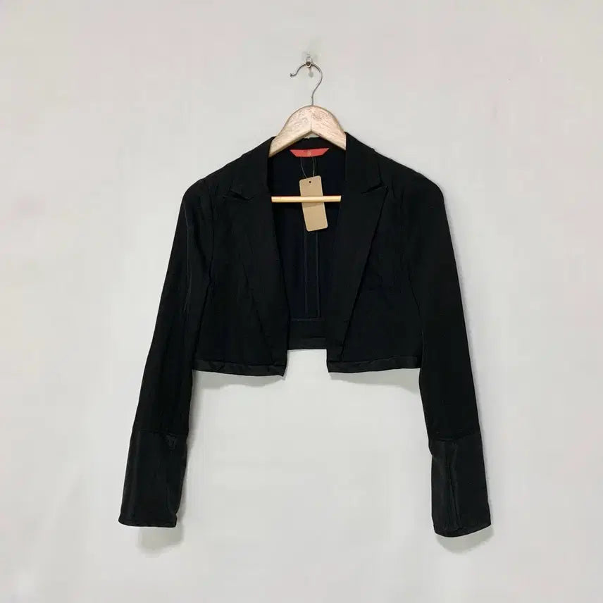 [BUNJANG] KUHO Black Cropped Bolero Jacket / KUHO 구호 블랙 크롭 셔츠 스타일 볼레로 오픈 자켓 긱시크