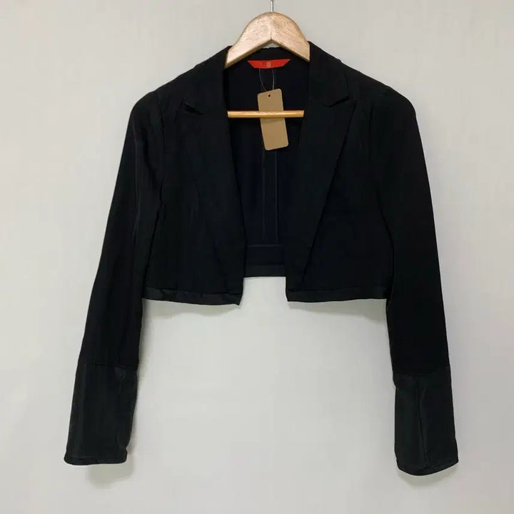 [BUNJANG] KUHO Black Cropped Bolero Jacket / KUHO 구호 블랙 크롭 셔츠 스타일 볼레로 오픈 자켓 긱시크