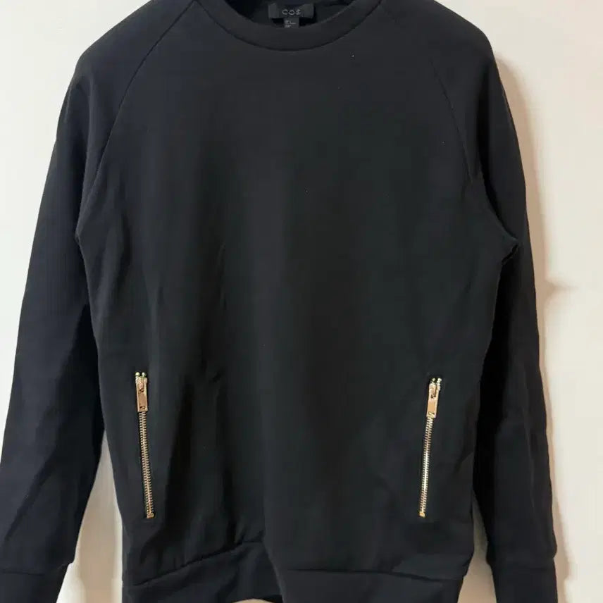 [BUNJANG] COS Black Zip Detail Sweatshirt / COS 코스 블랙 지퍼 포인트 맨투맨