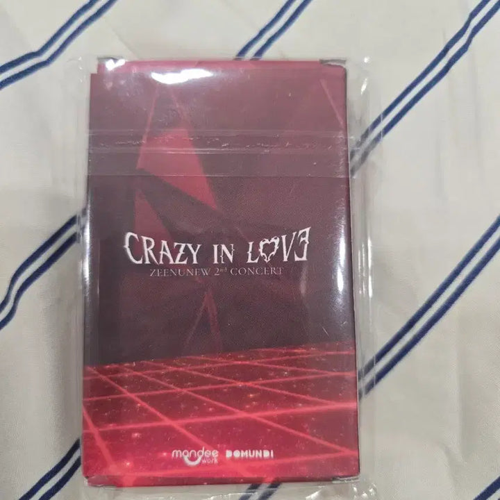 [SOLD OUT] ZEENUNEW Crazy In Love 콘서트 랜덤 셀피카드 B