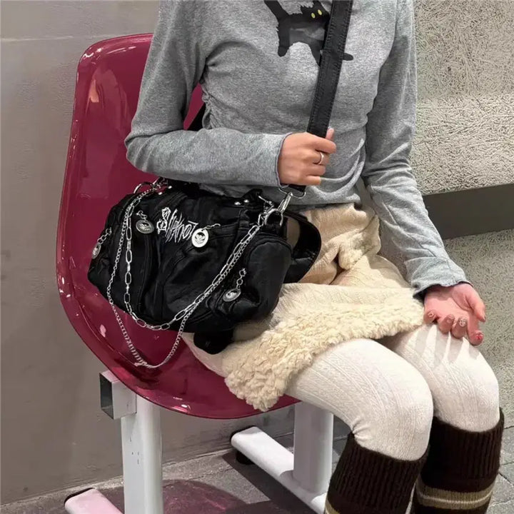 [BUNJANG] Gothic Punk Leather Shoulder Bag / 고딕 펑크 레더 백 자수 체인 장식 블랙 숄더백